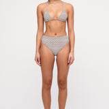 ZULU & ZEPHYR REVERSIBLE TIE TRIANGLE TOP CREAM FLOWER